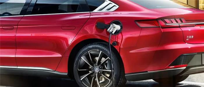 “電池荒”來襲,生產純電動汽車的車企要被卡脖子了? “電池荒”來襲,生產純電動汽車的車企要被卡脖子了?